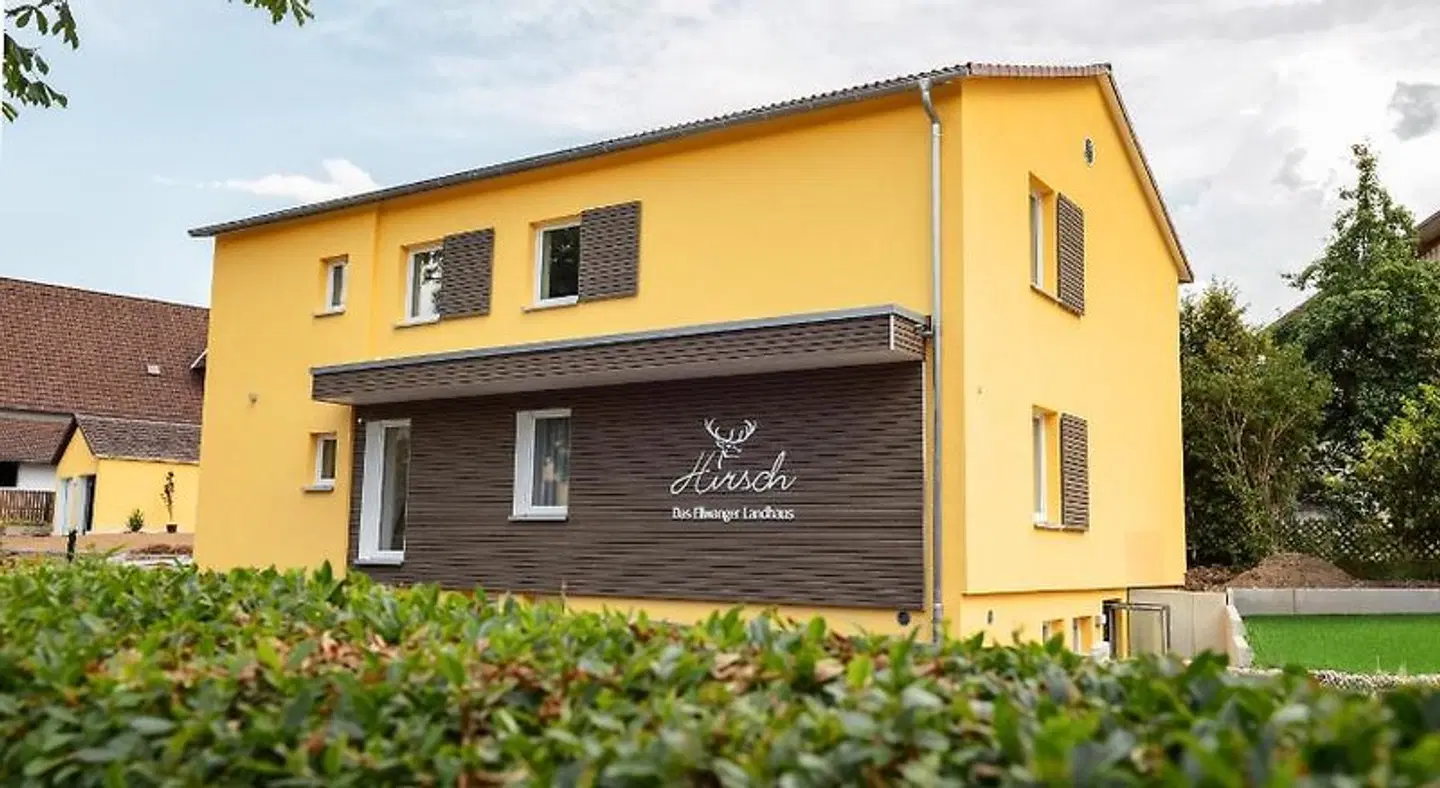 Hirsch EXTERIOR