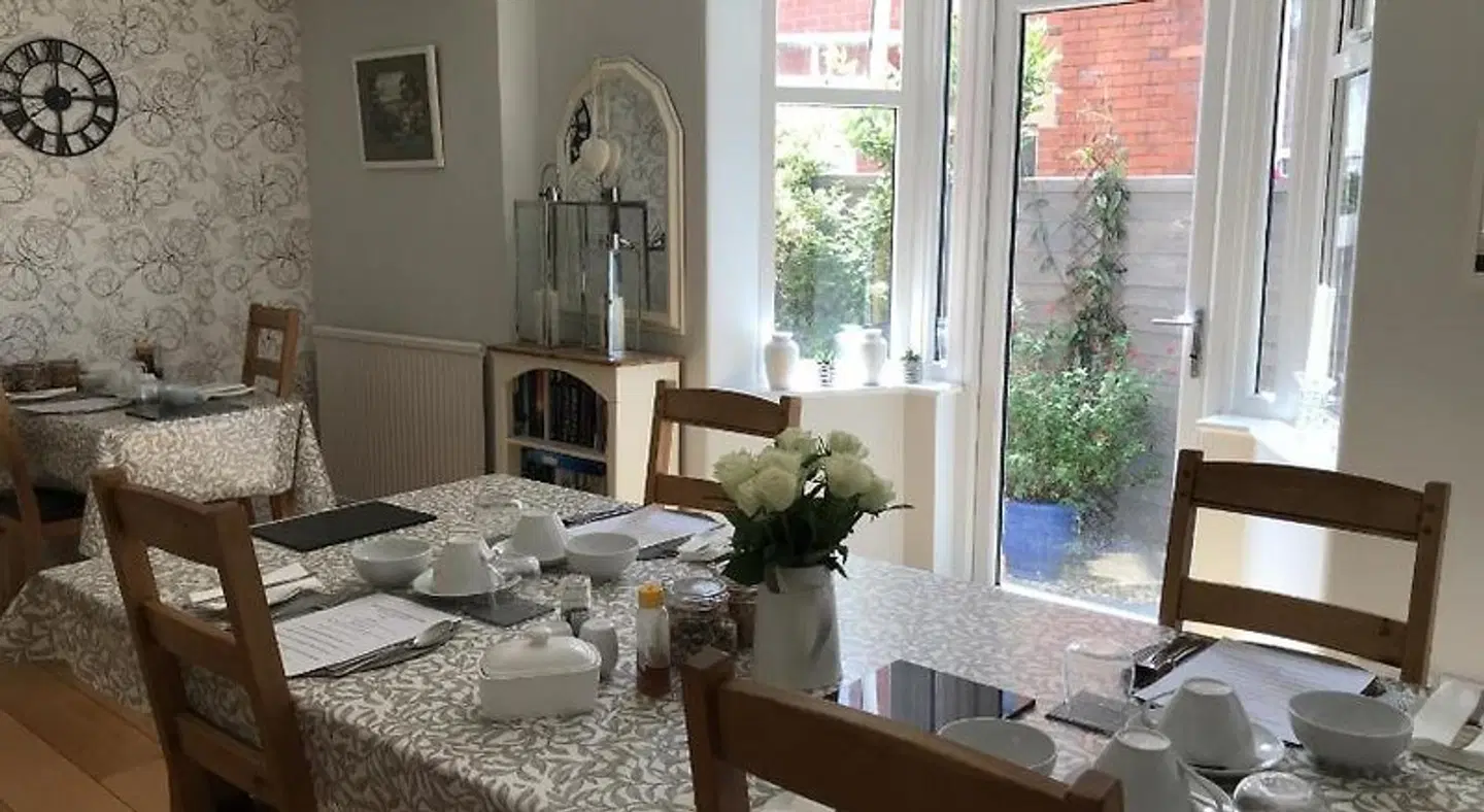 The Glastonbury Town House ROOM_EXAMPLE