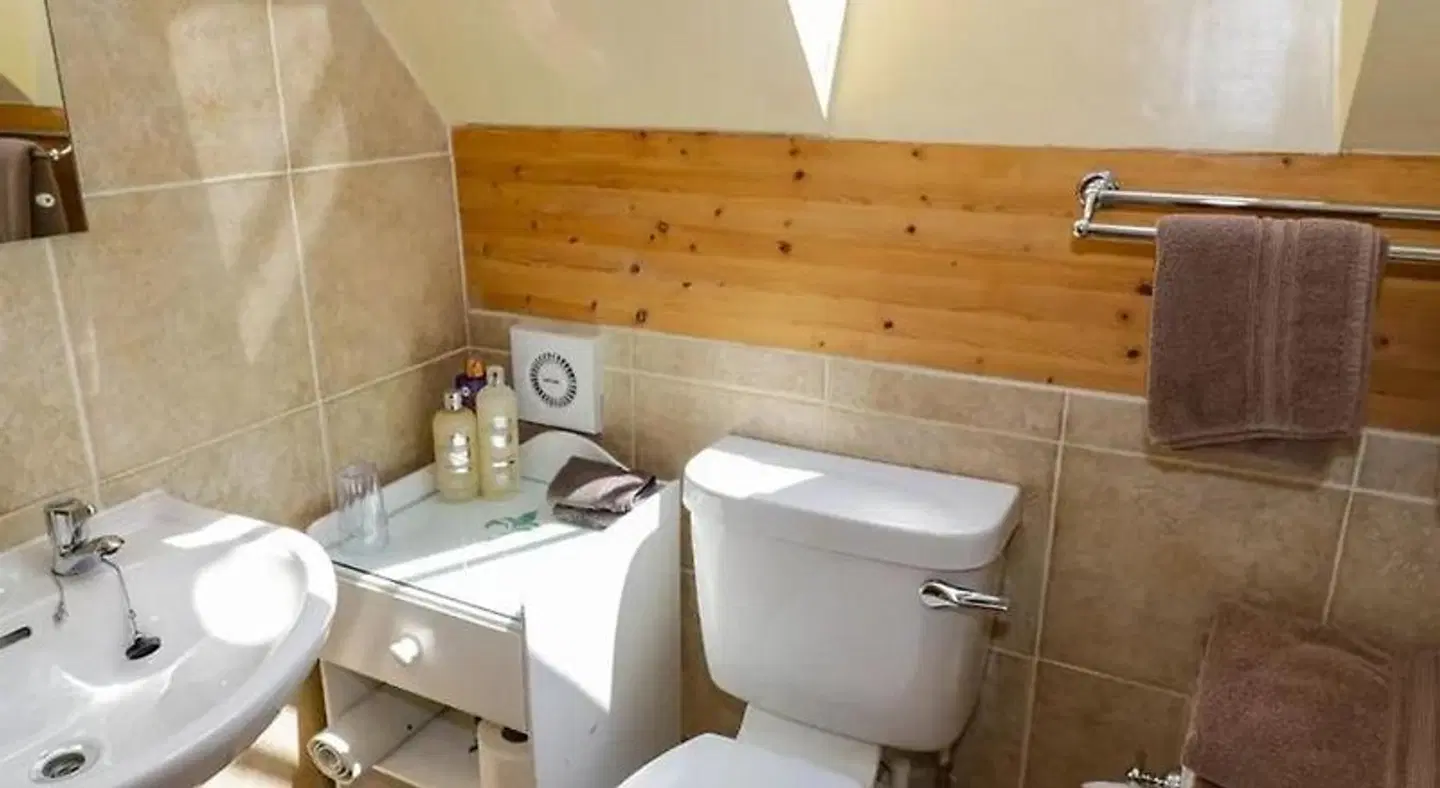 Norton House Bed & Breakfast & Cottages Badezimmer