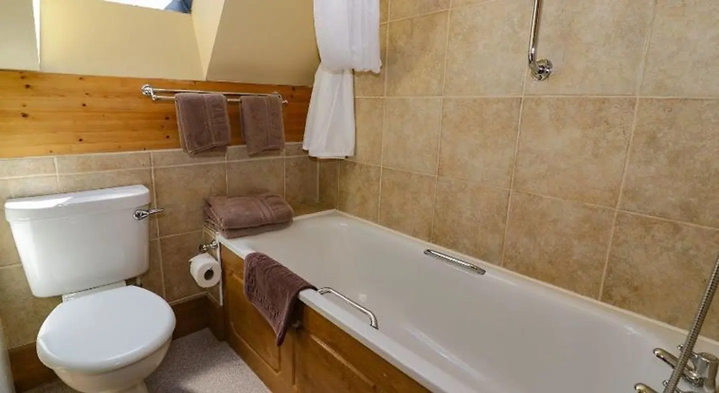 Norton House Bed & Breakfast & Cottages Badezimmer