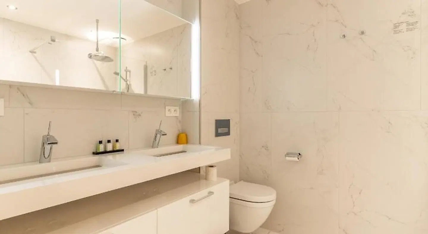 Acropolis Badezimmer