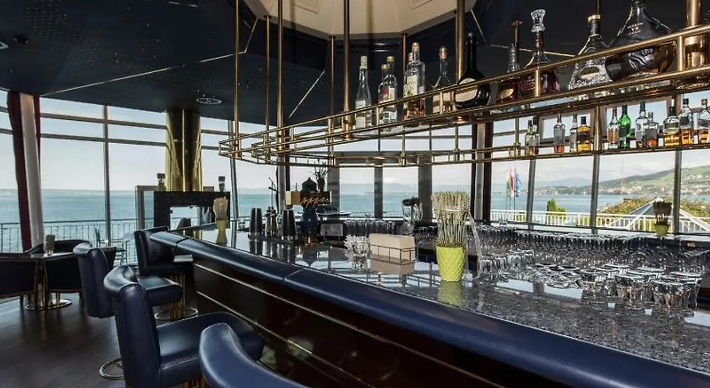 Bad Horn Bar