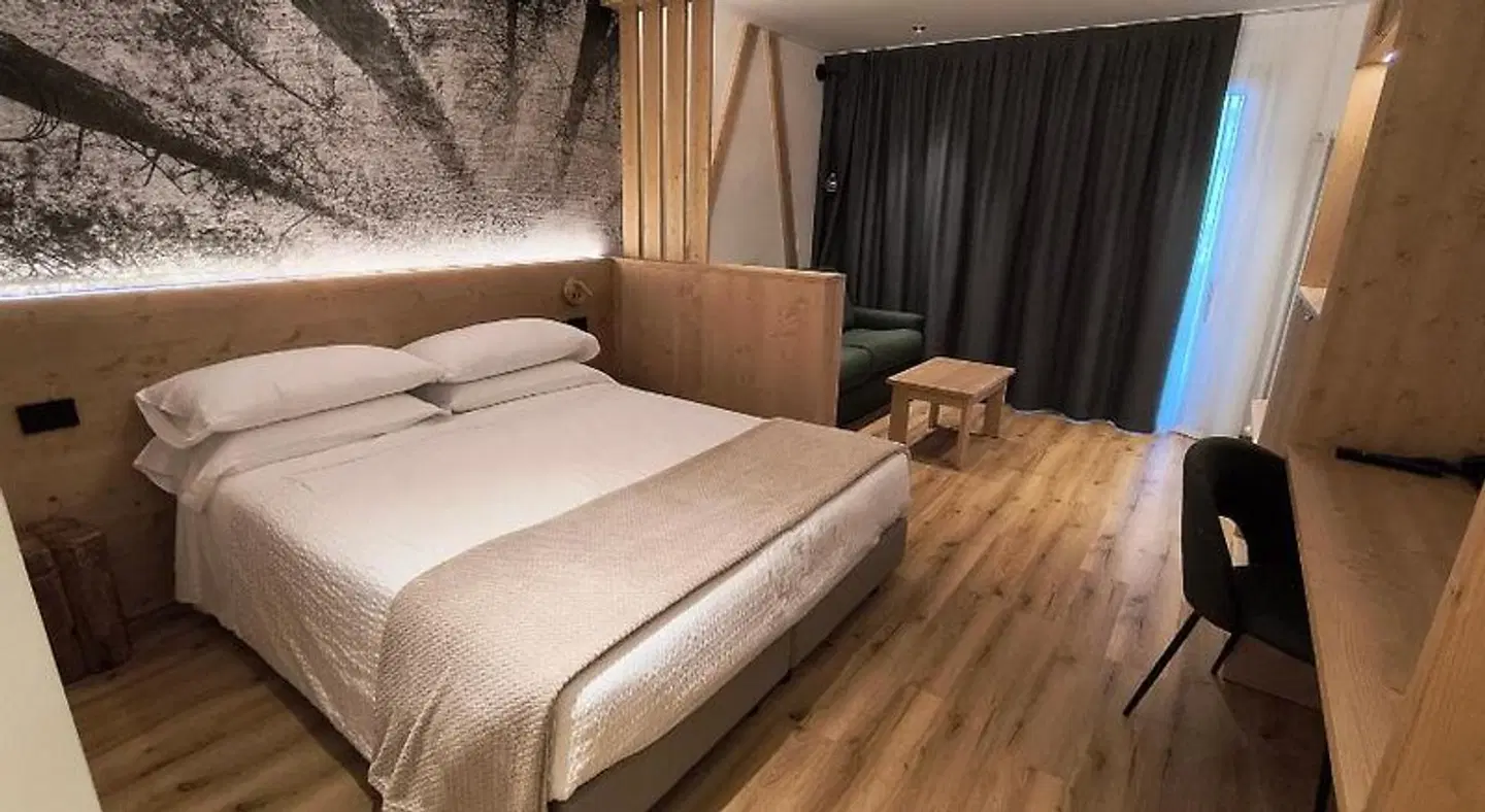 Hotel Canada ROOM_EXAMPLE