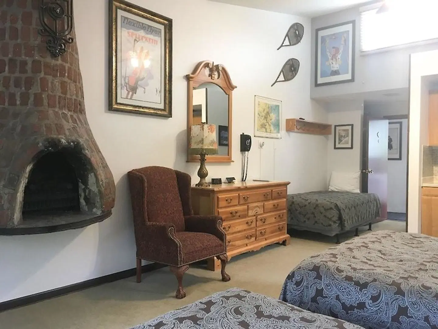 Tyrolean Lodge ROOM_EXAMPLE