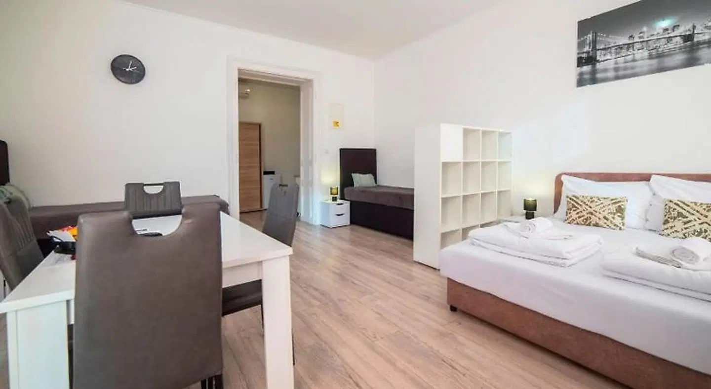 Virtus Apartments and Rooms ROOM_EXAMPLE