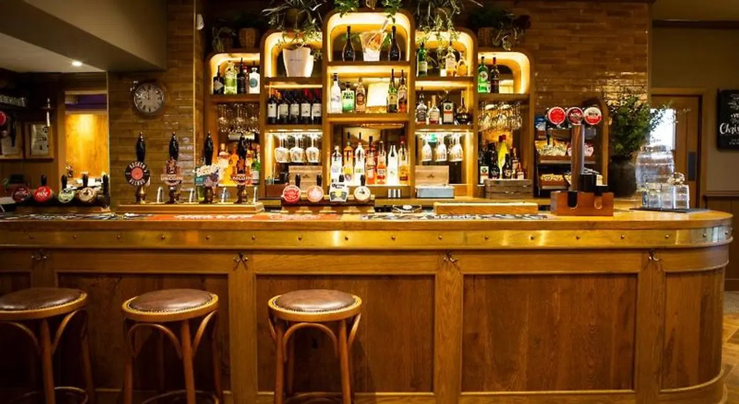 Tollemache Arms Bar