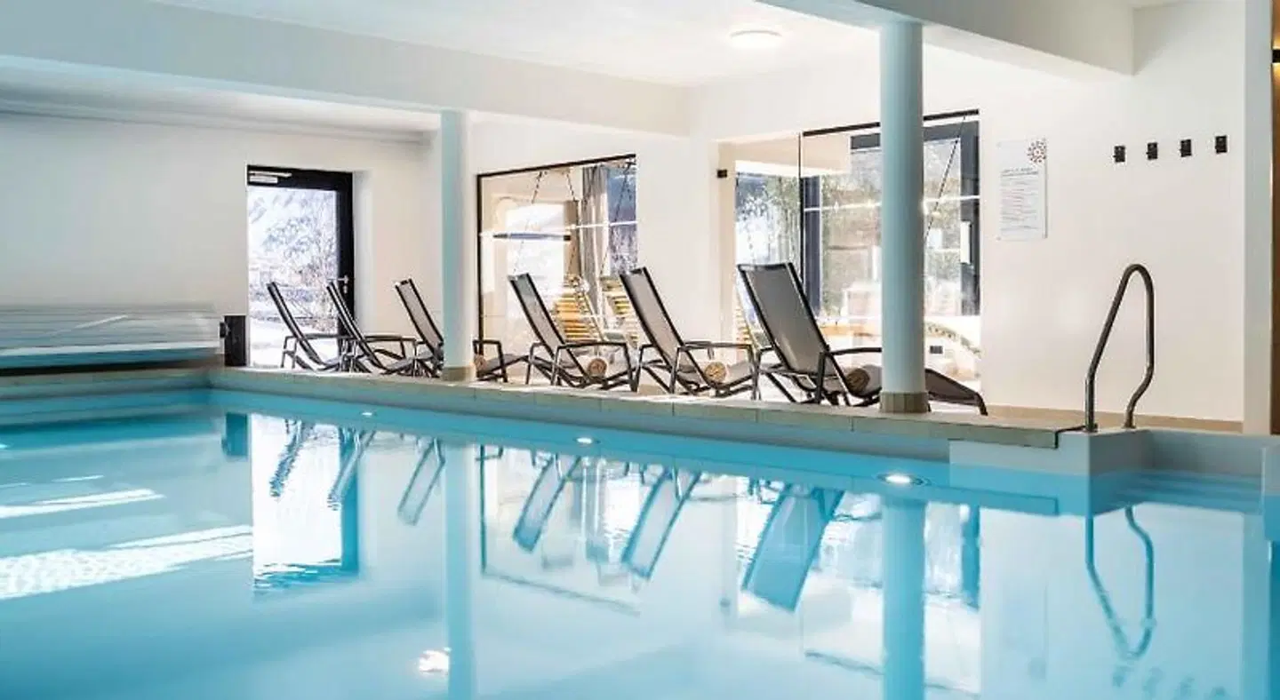 Alpenhotel DAS KUREN Hallenbad