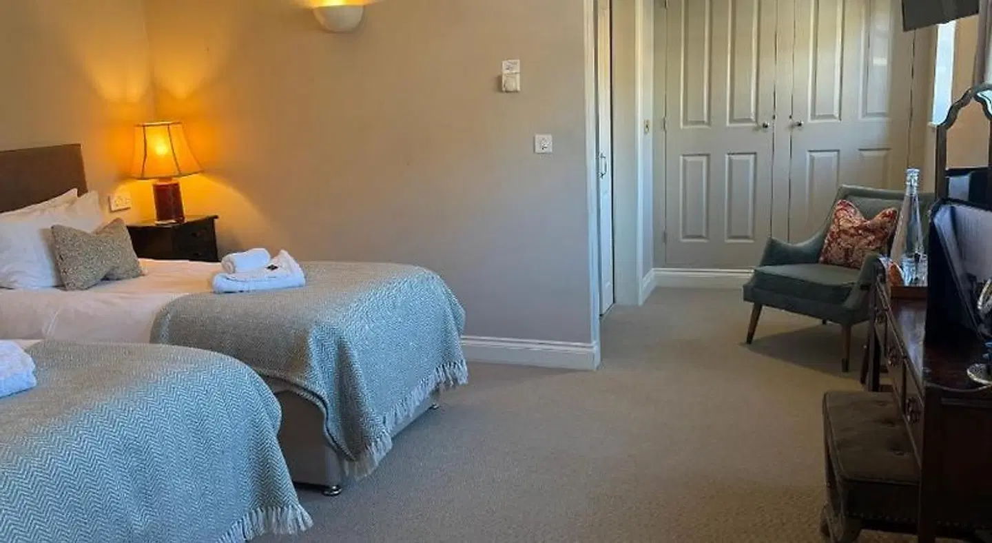 The Loddon Swan ROOM_EXAMPLE