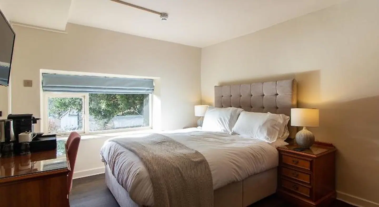 Parva Farmhouse Riverside Guesthouse ROOM_EXAMPLE