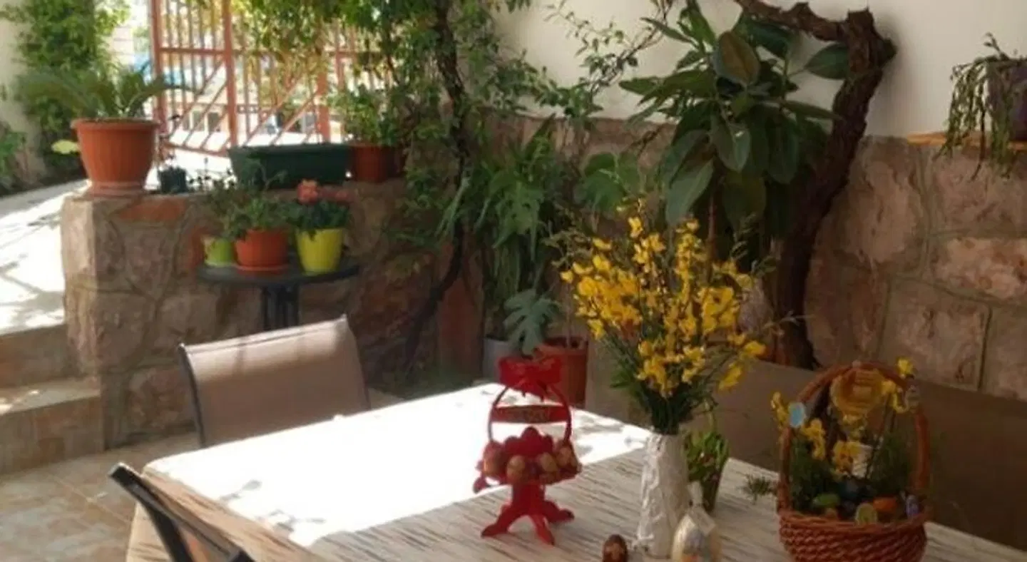 Guest House Ugljevarevic Terrasse
