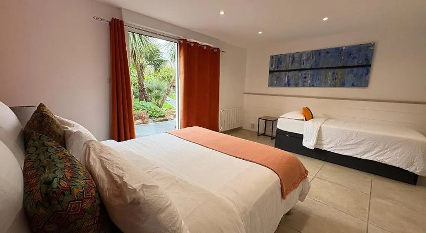 Chambres d'hôtes Au Petit Bignon ROOM_EXAMPLE