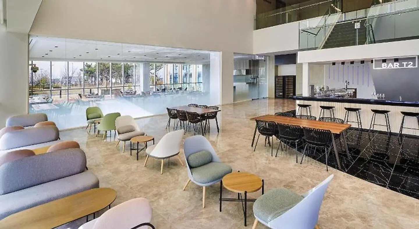 Ibis Styles Ambassador Incheon Airport Bar