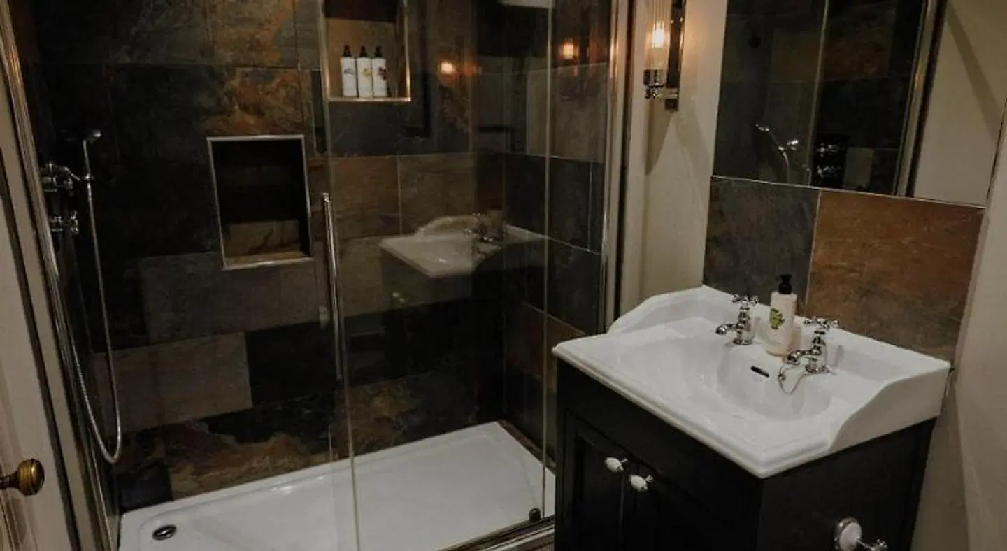 The Bull And Swan Badezimmer