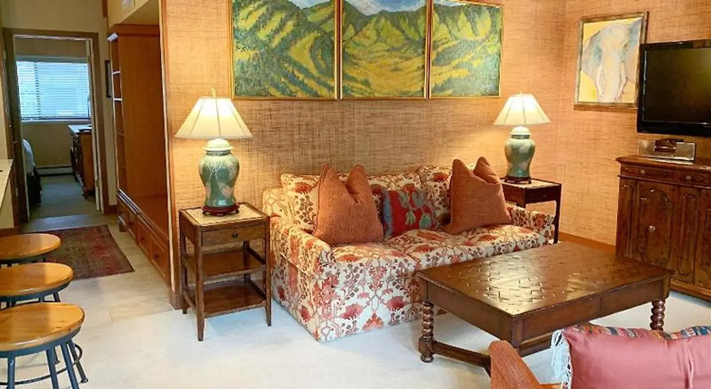 Aspen Square Condominium Hotel ROOM_EXAMPLE