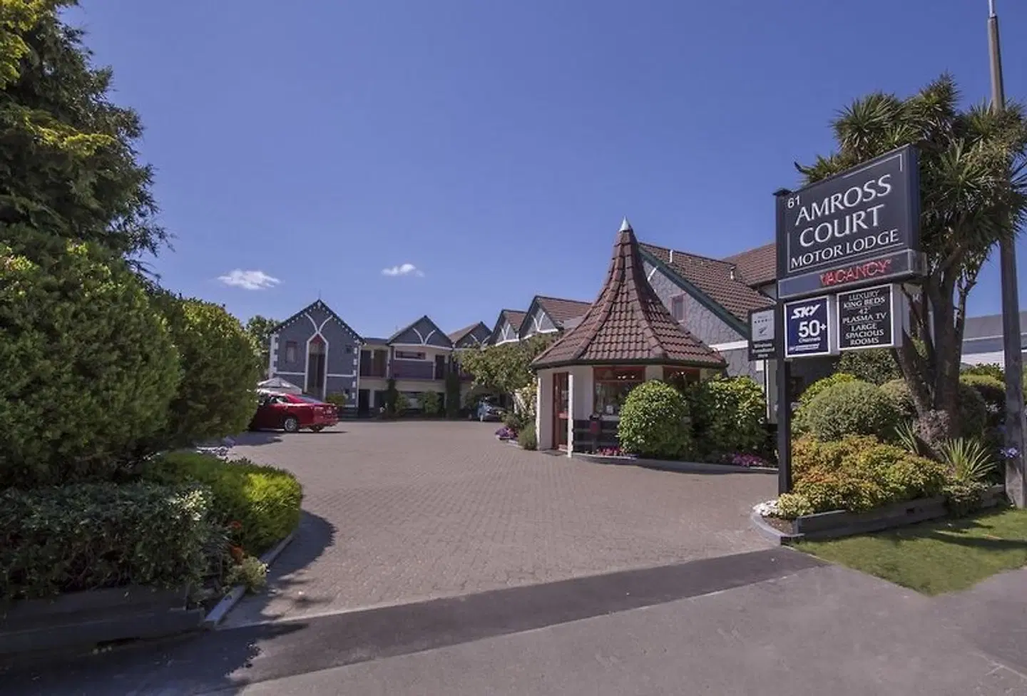 Amross Court Motor Lodge EXTERIOR