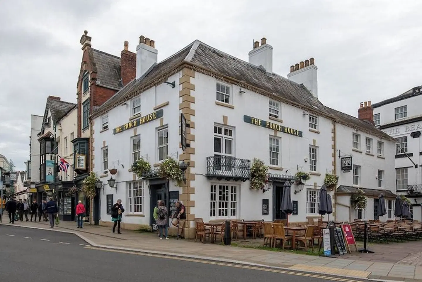 Punch House Monmouth EXTERIOR