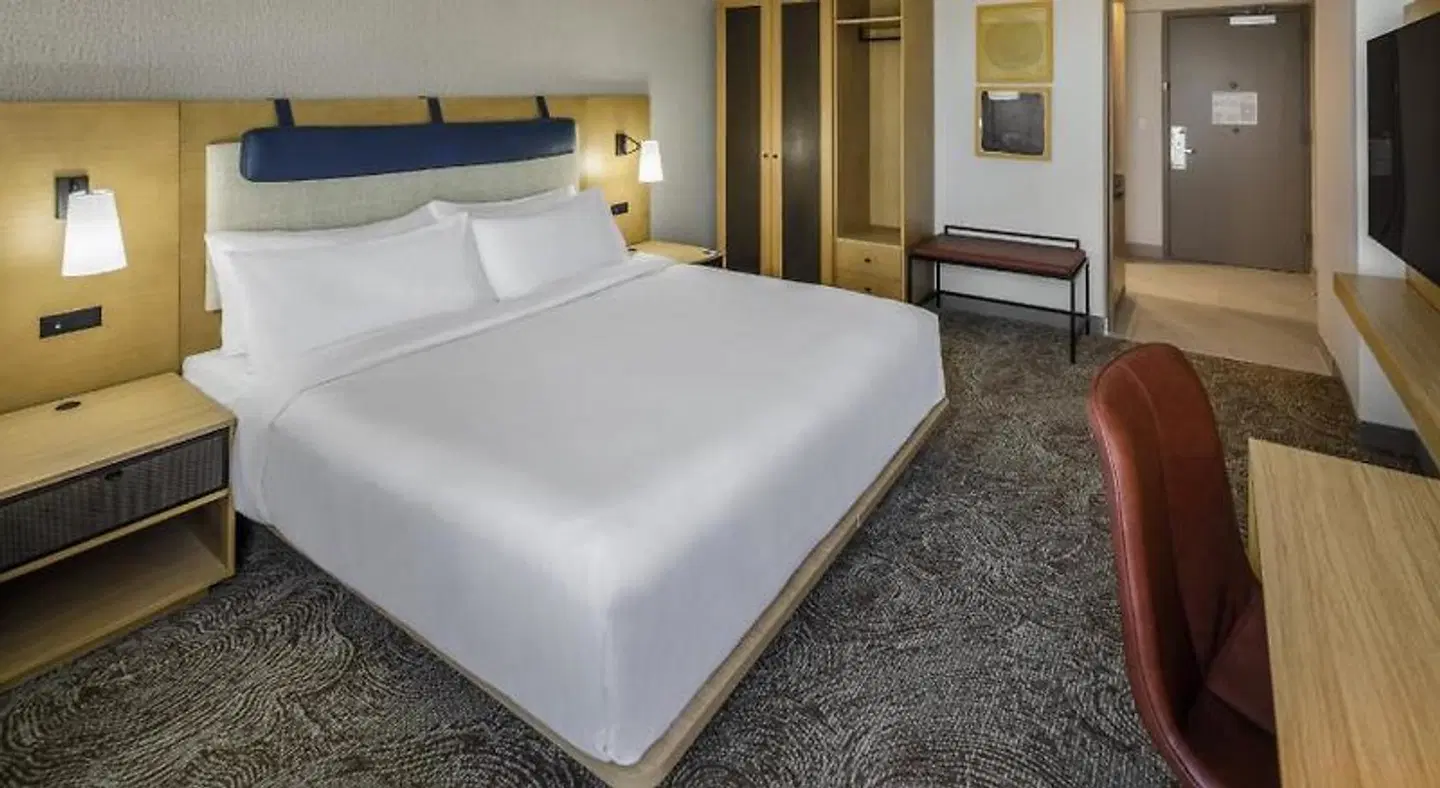 DoubleTree by Hilton Laredo ROOM_EXAMPLE