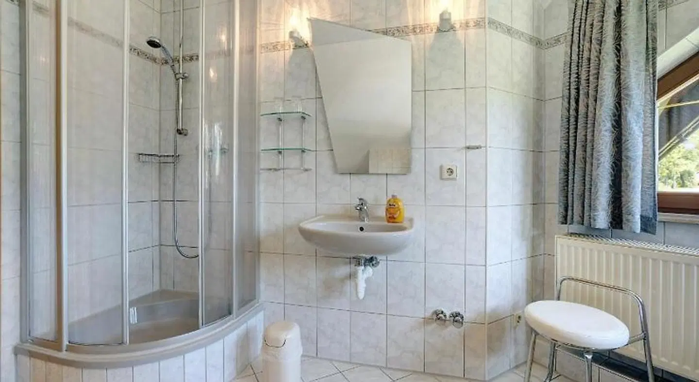 Bergblick Badezimmer