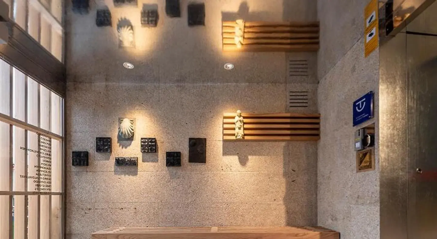 Loop INN Albergue Santiago de Compostela LOUNGE_LOBBY
