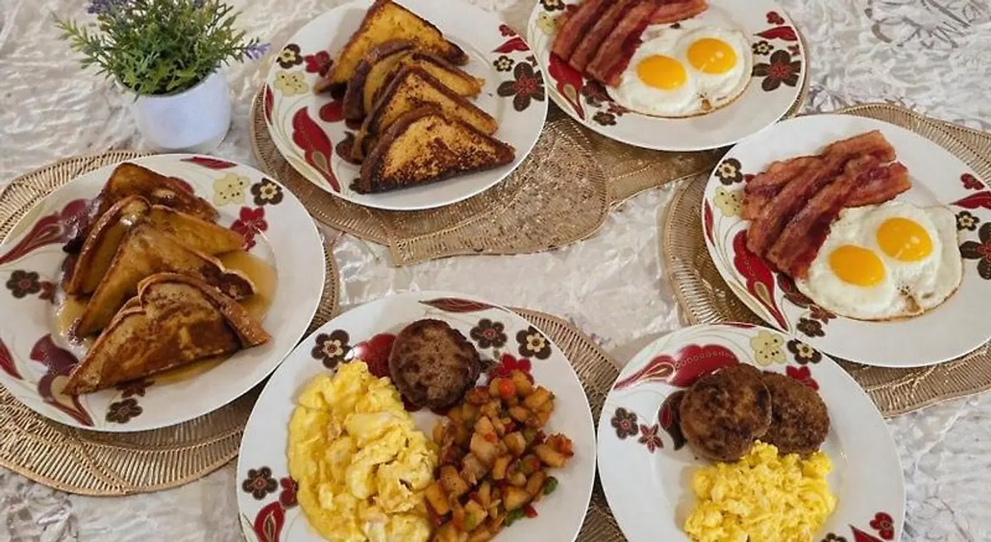 Rainbow Bed & Breakfast Restaurant