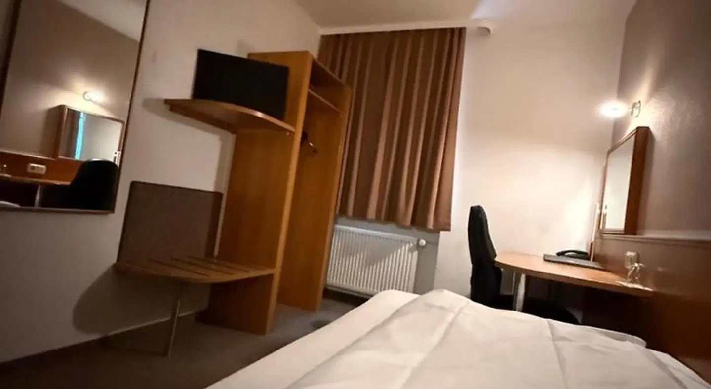 L' Escala ROOM_EXAMPLE