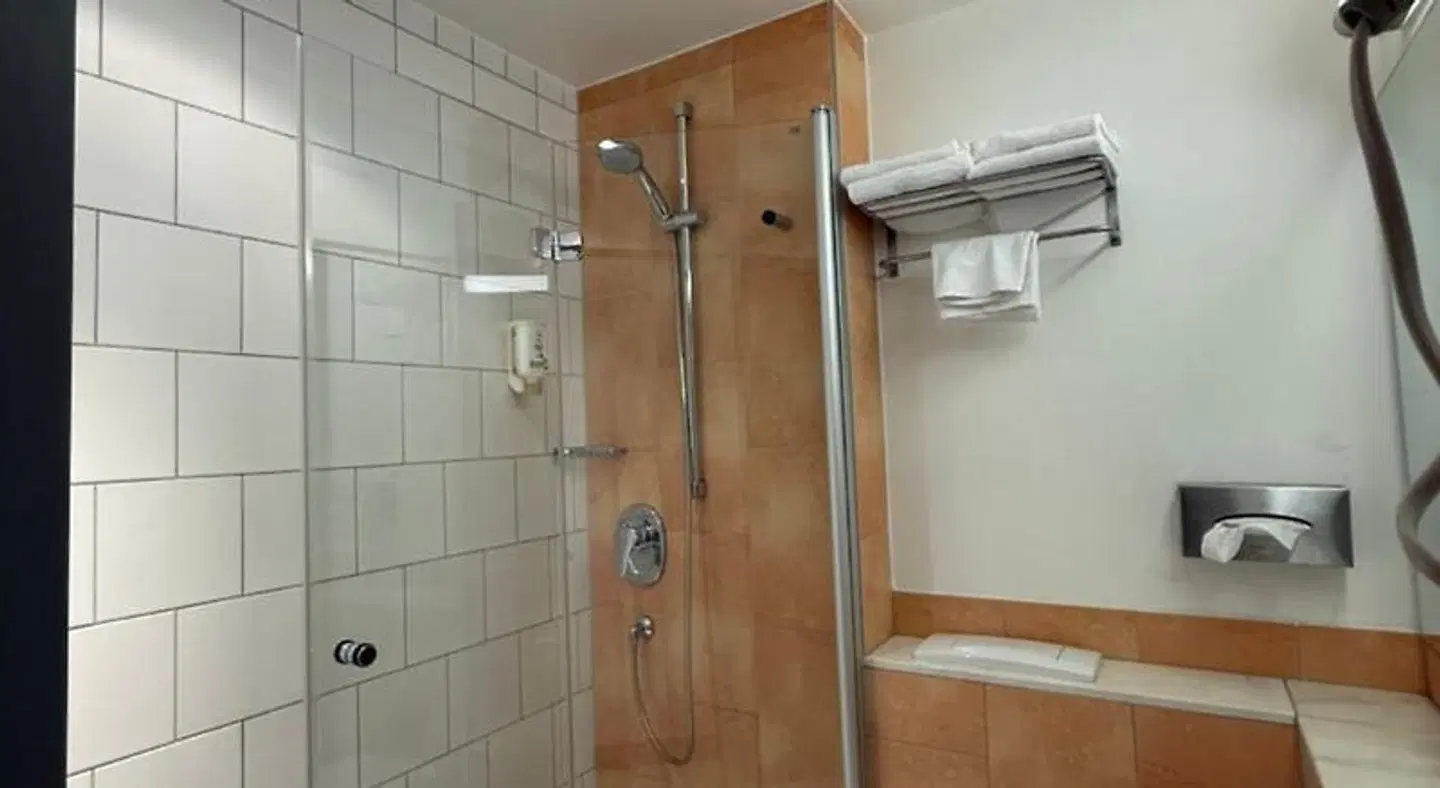 L' Escala Badezimmer
