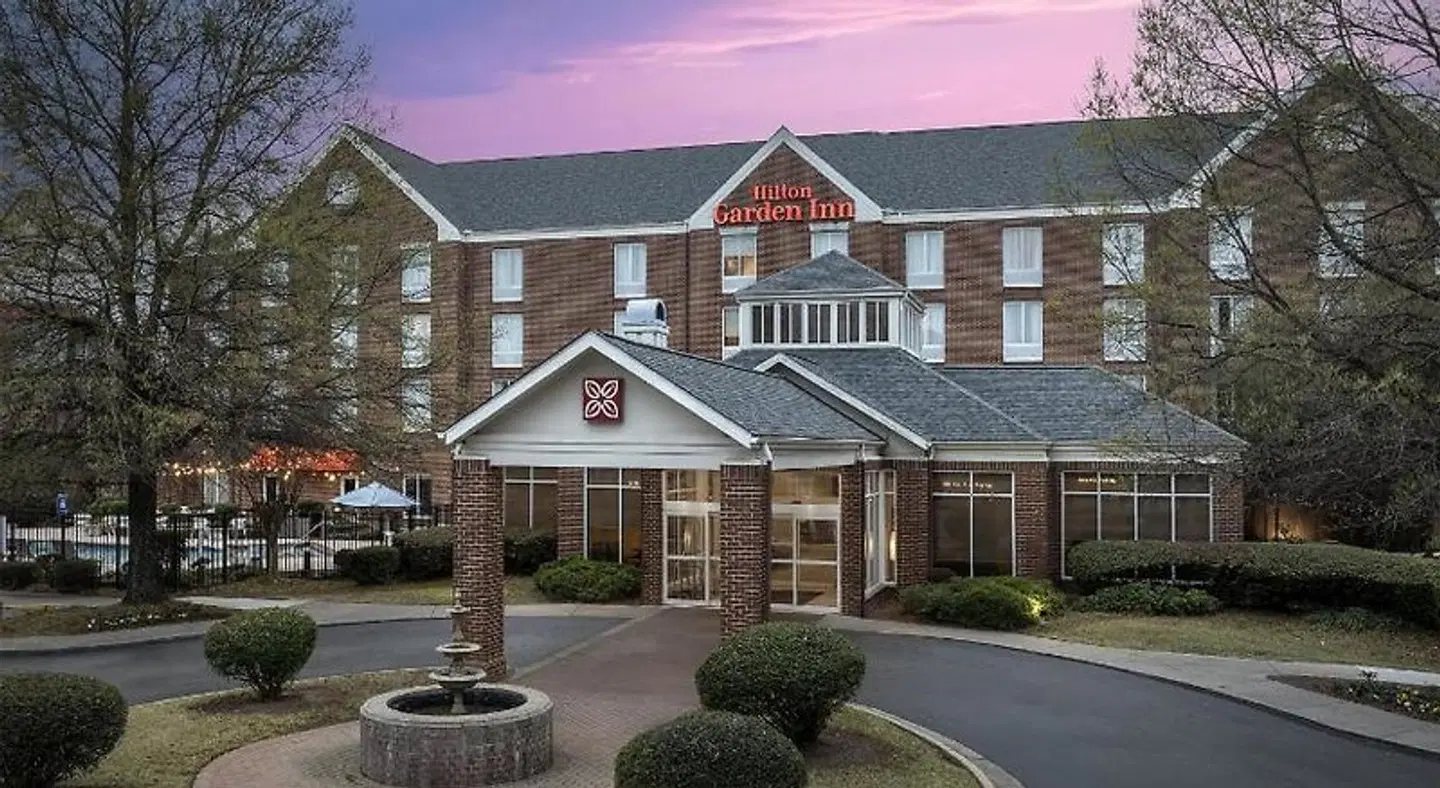 Hilton Garden Inn Macon / Mercer University EXTERIOR