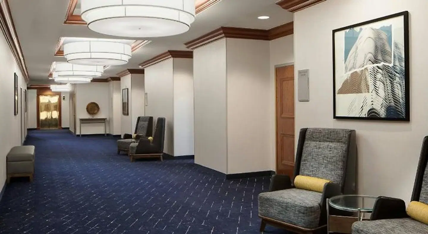Courtyard by Marriott Chicago Downtown/River North LOUNGE_LOBBY