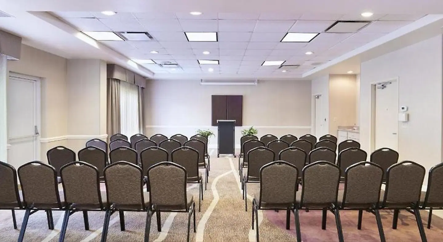 Hilton Garden Inn Charlotte North Konferenz