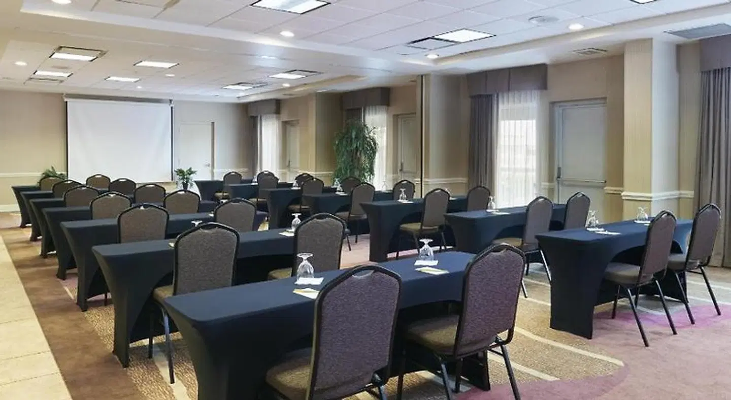 Hilton Garden Inn Charlotte North Konferenz