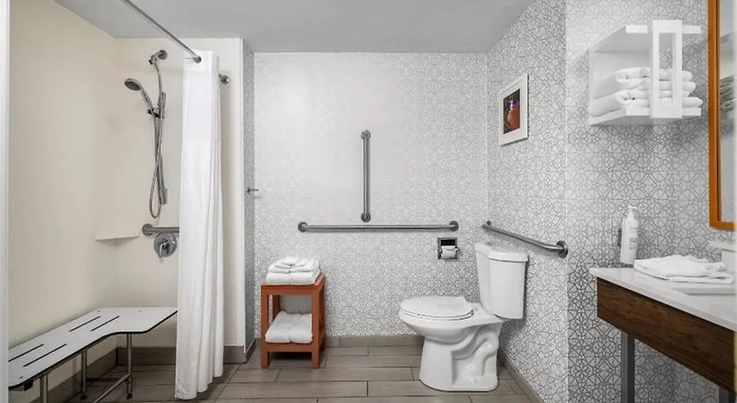 Hampton Inn Williamsburg Badezimmer