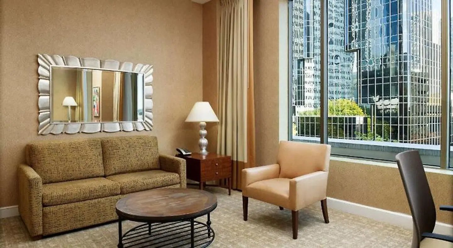 Hilton Charlotte Uptown LOUNGE_LOBBY