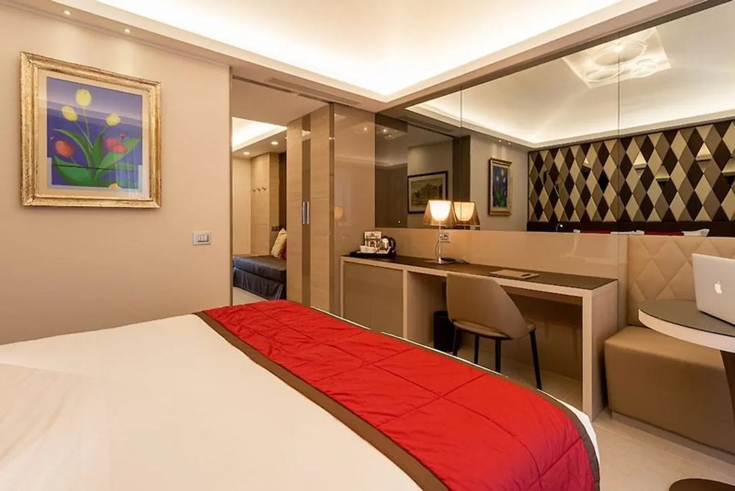 Harry's Bar Trevi Hotel & Restaurant ROOM_EXAMPLE
