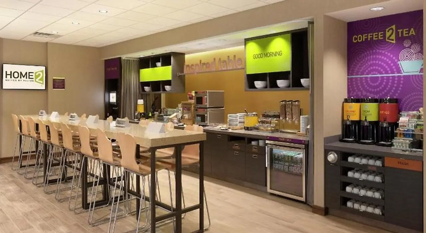 Home2 Suites by Hilton Fort Smith Bar