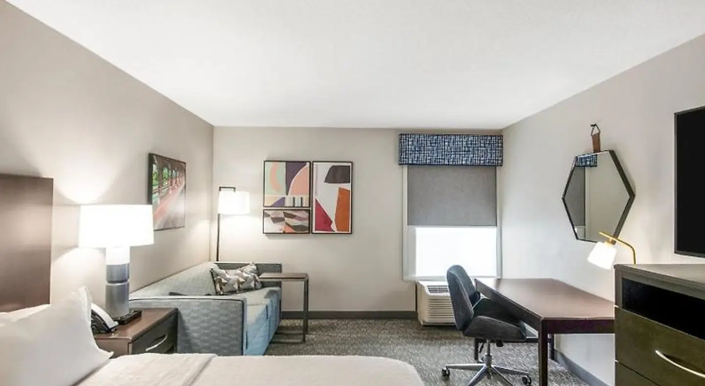 Hampton Inn Milledgeville ROOM_EXAMPLE