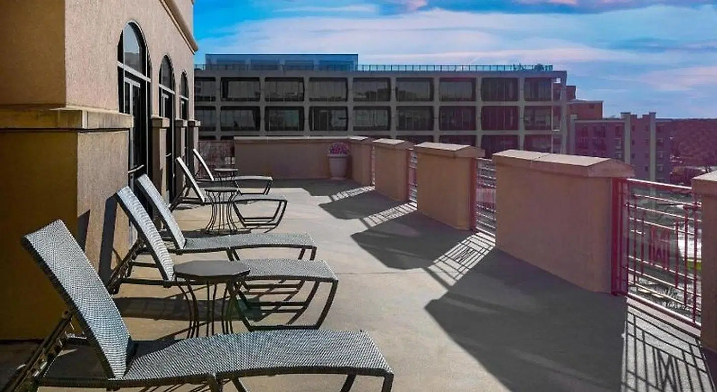 Hampton Inn & Suites Country Club Plaza Terrasse