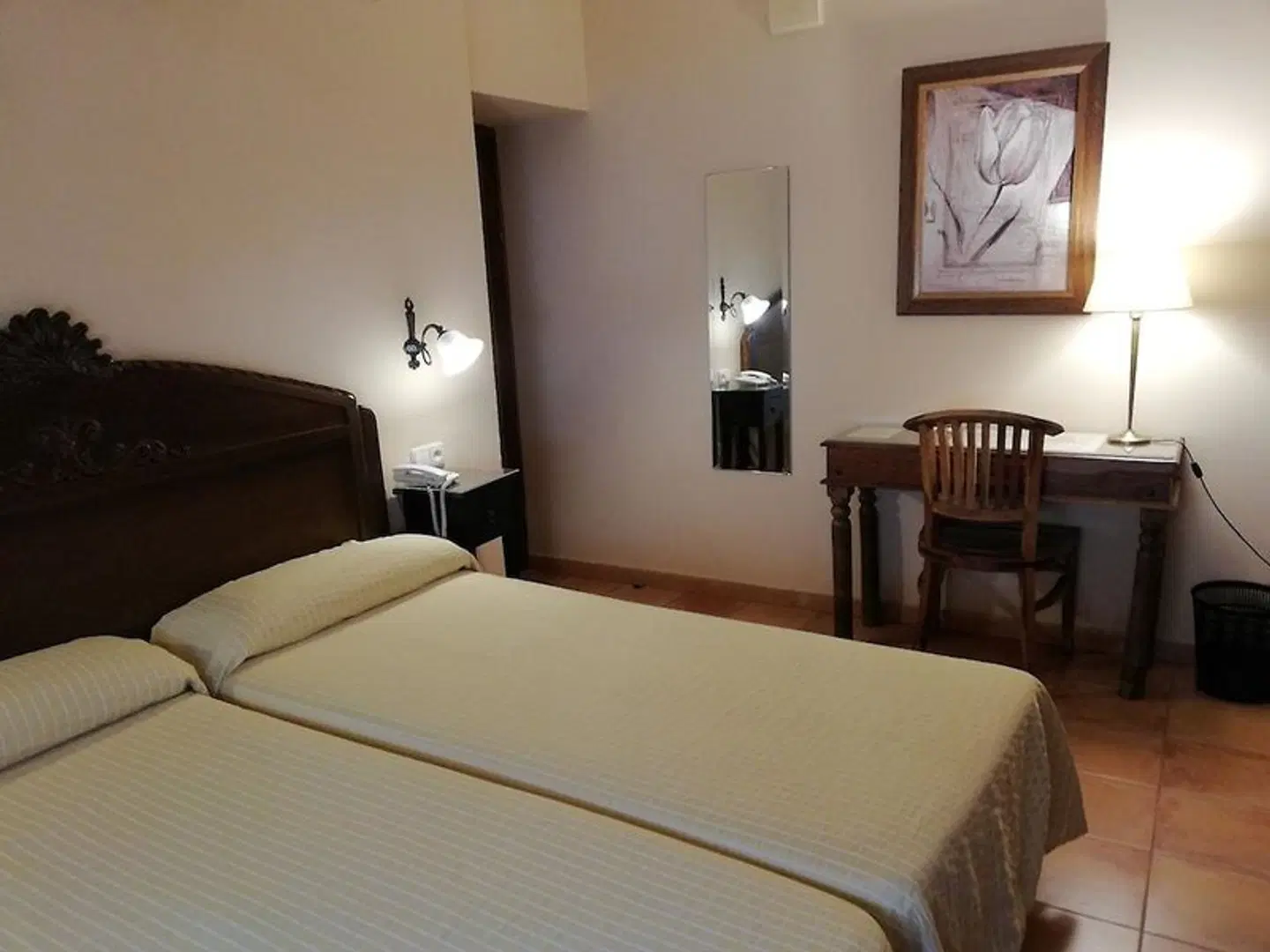 Don Carlos Cáceres ROOM_EXAMPLE