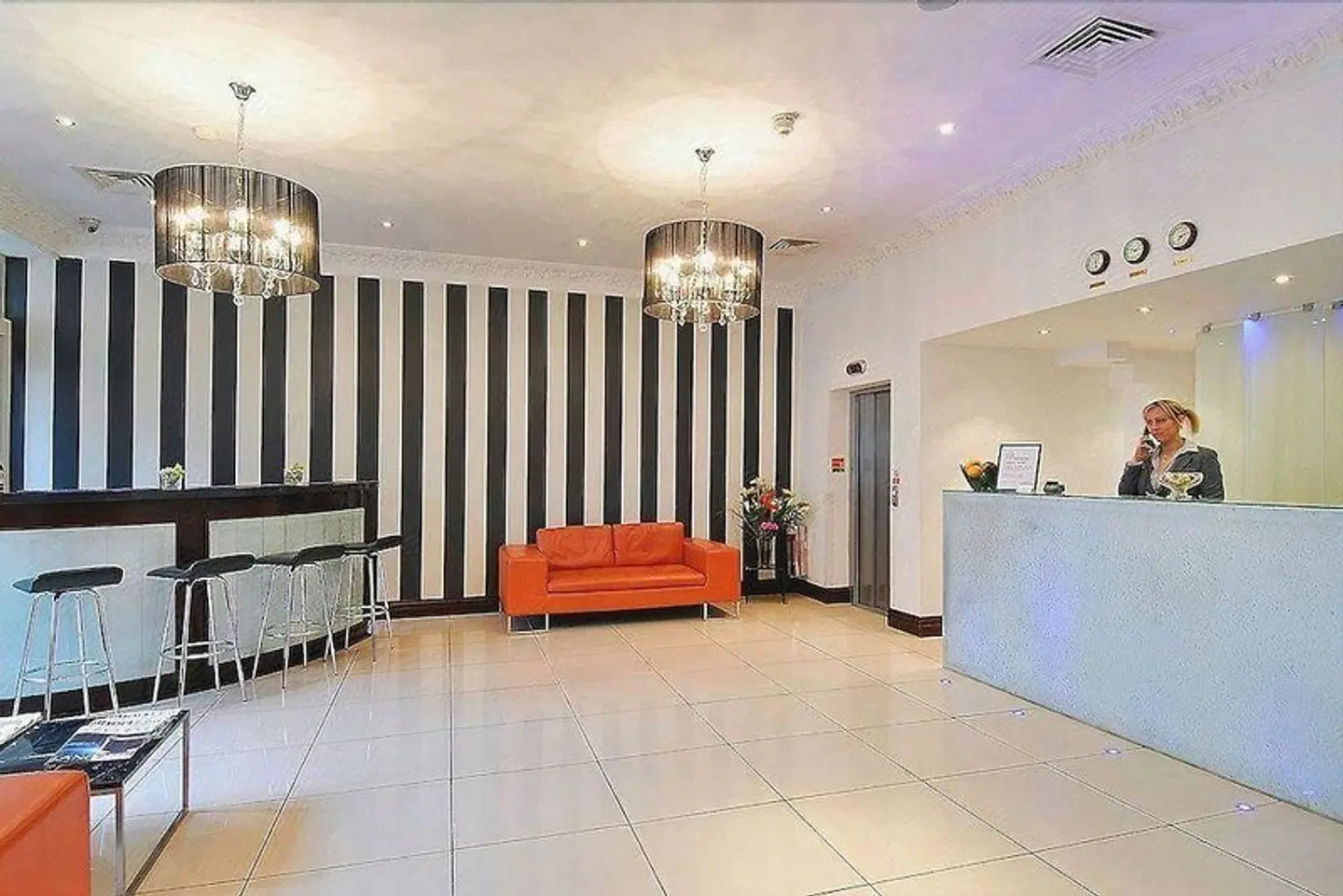 Hyde Park International - Member of Park Grand London LOUNGE_LOBBY