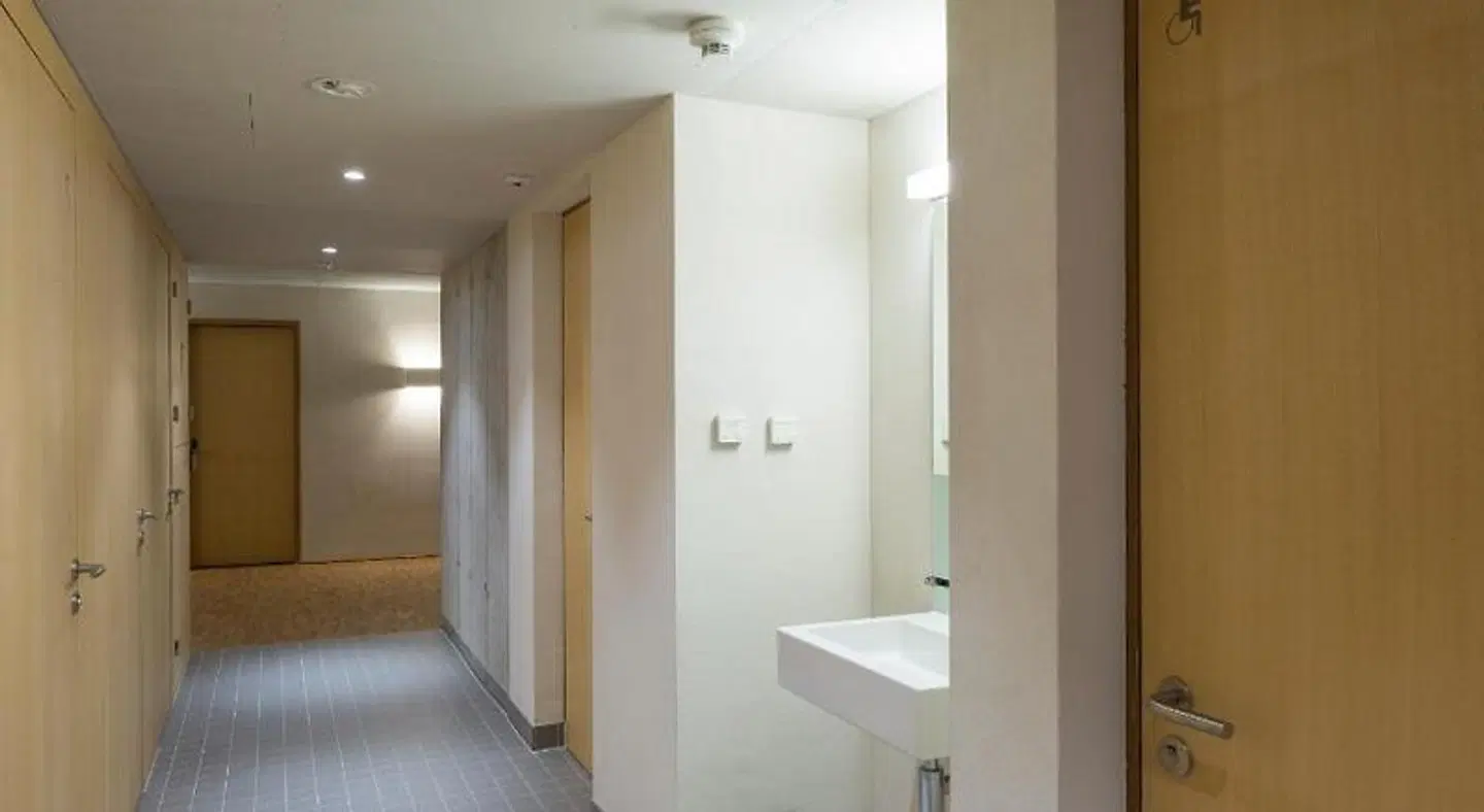 Youth Hostel Gstaad Saanenland Badezimmer