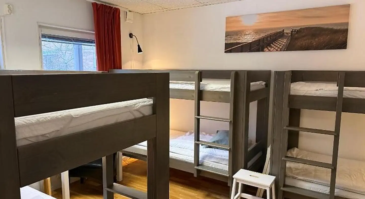 Hostel Snoozemore HEALTH_BEAUTY
