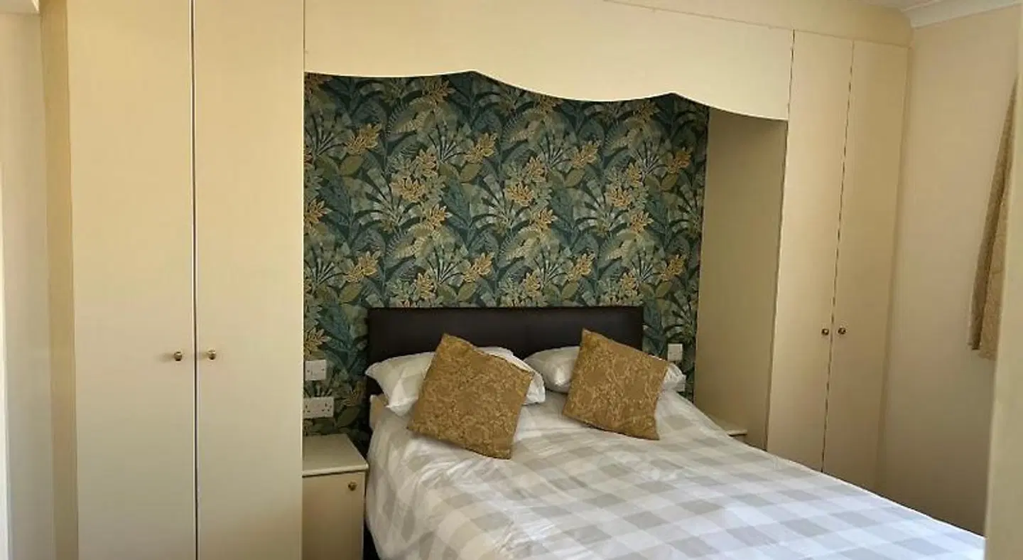 White Lodge Guest House ROOM_EXAMPLE