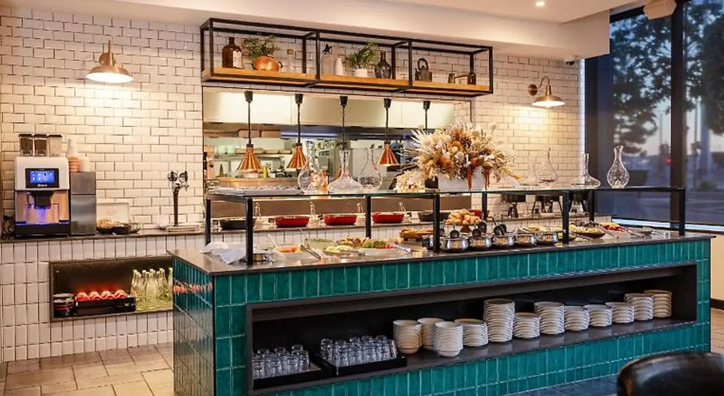 Rydges Fortitude Valley Bar