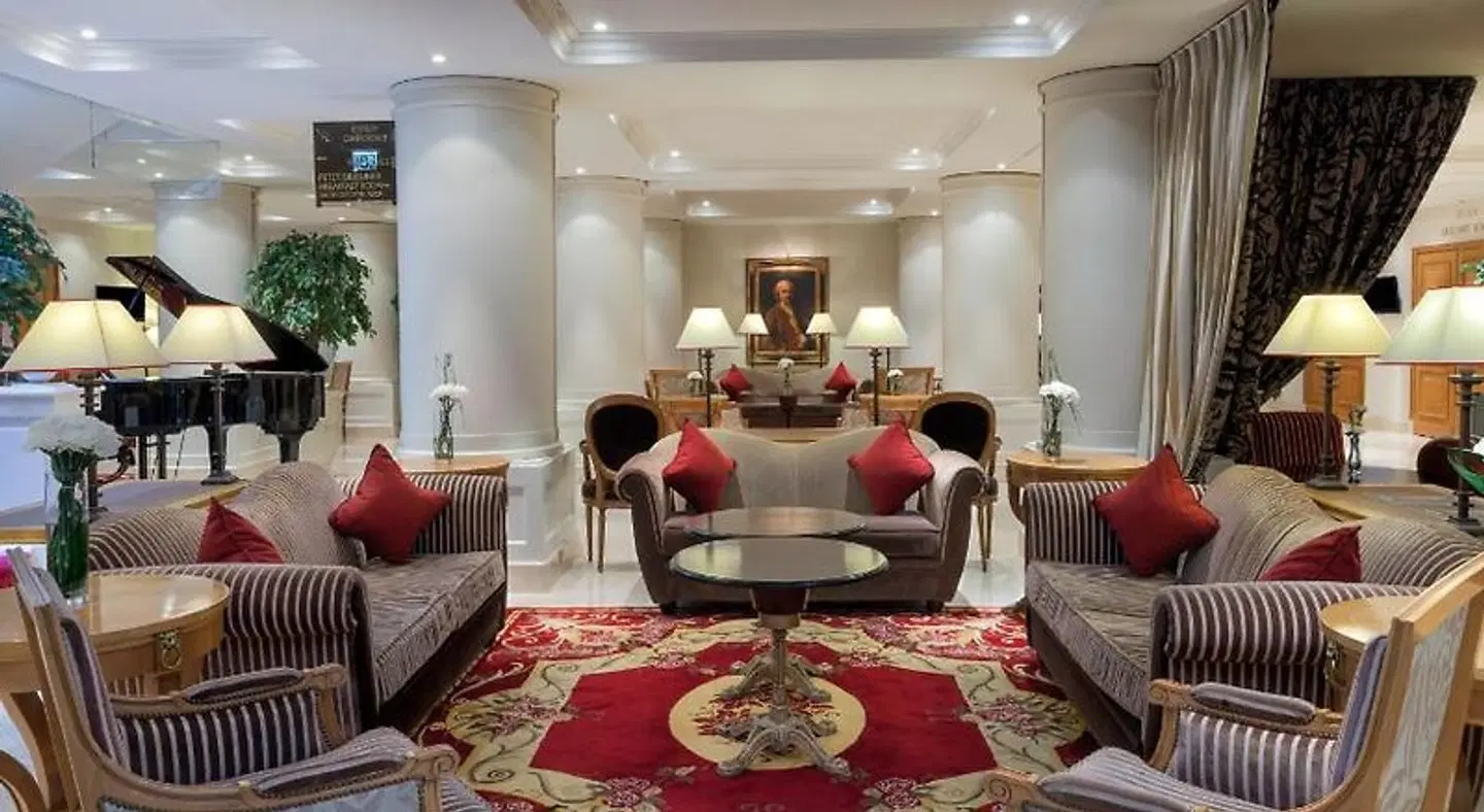 Royal Manotel LOUNGE_LOBBY
