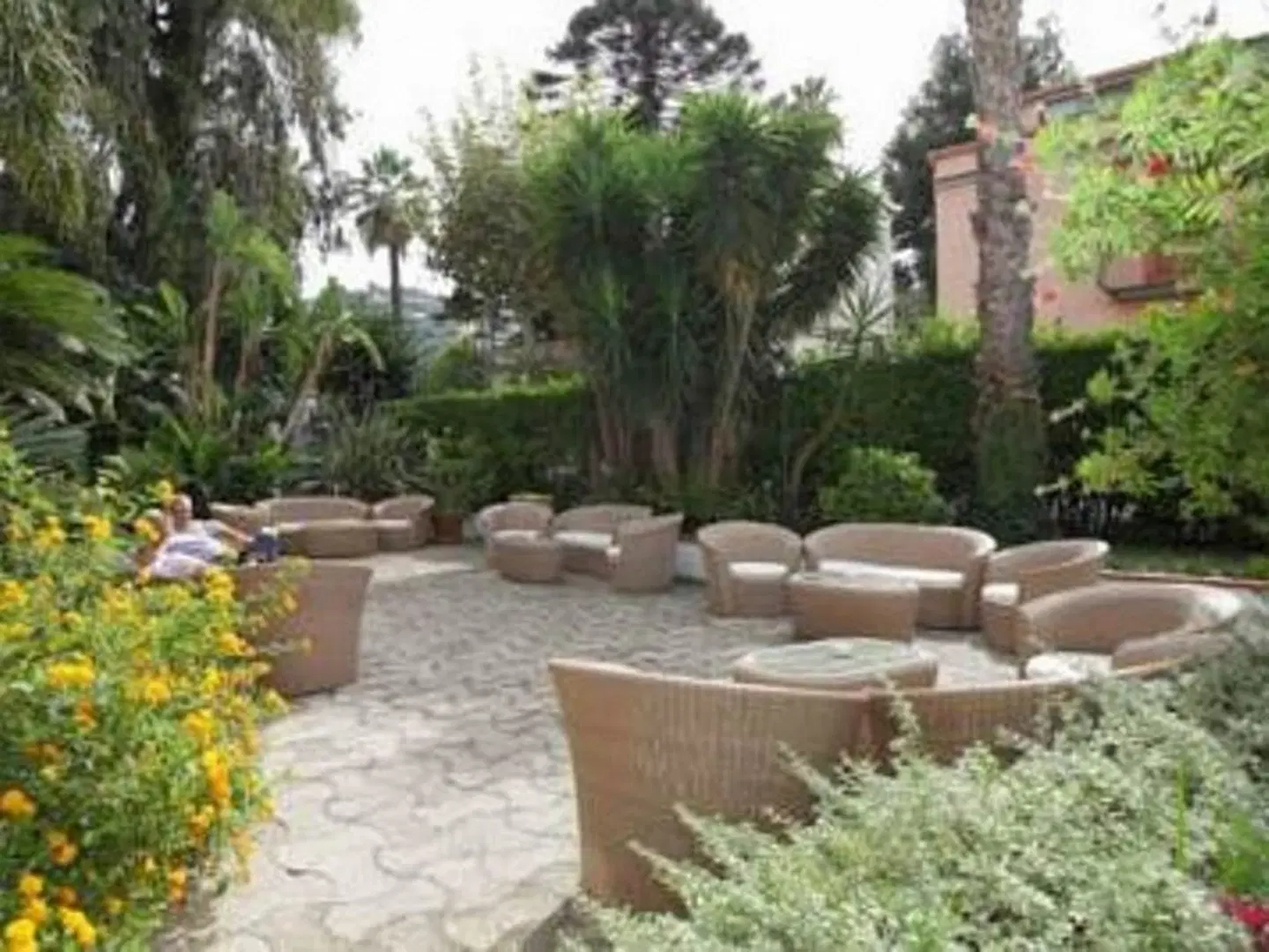 Hotel Caravel Garten