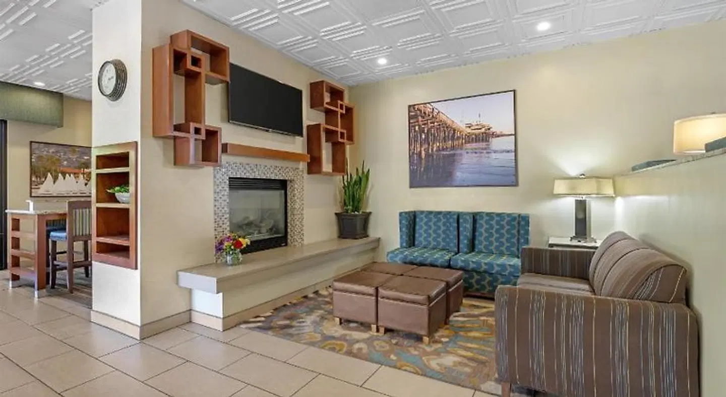 Best Western Plus South Coast Inn LOUNGE_LOBBY