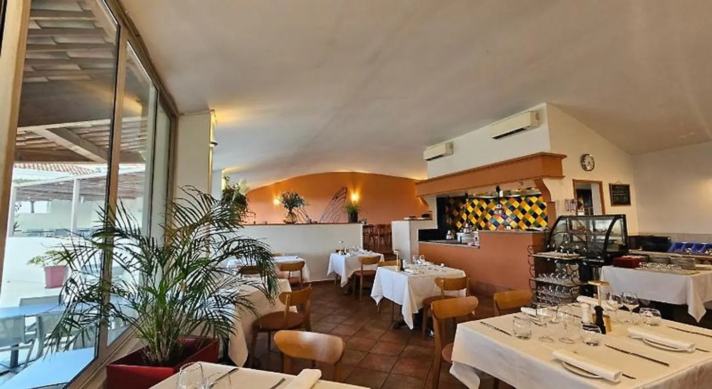 Le Frégate Provence Bar