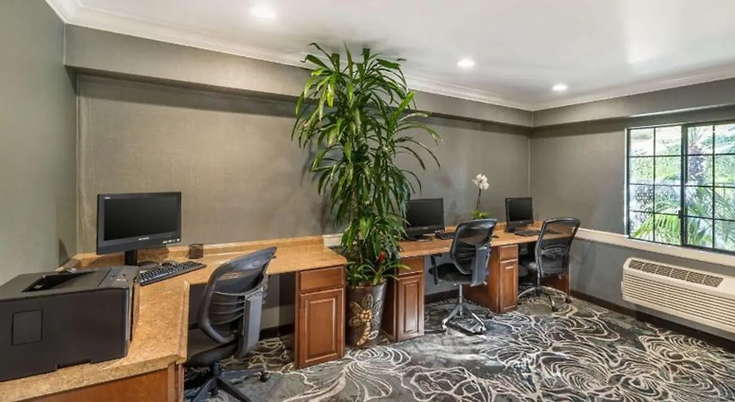 Best Western Plus Carpinteria ROOM_EXAMPLE