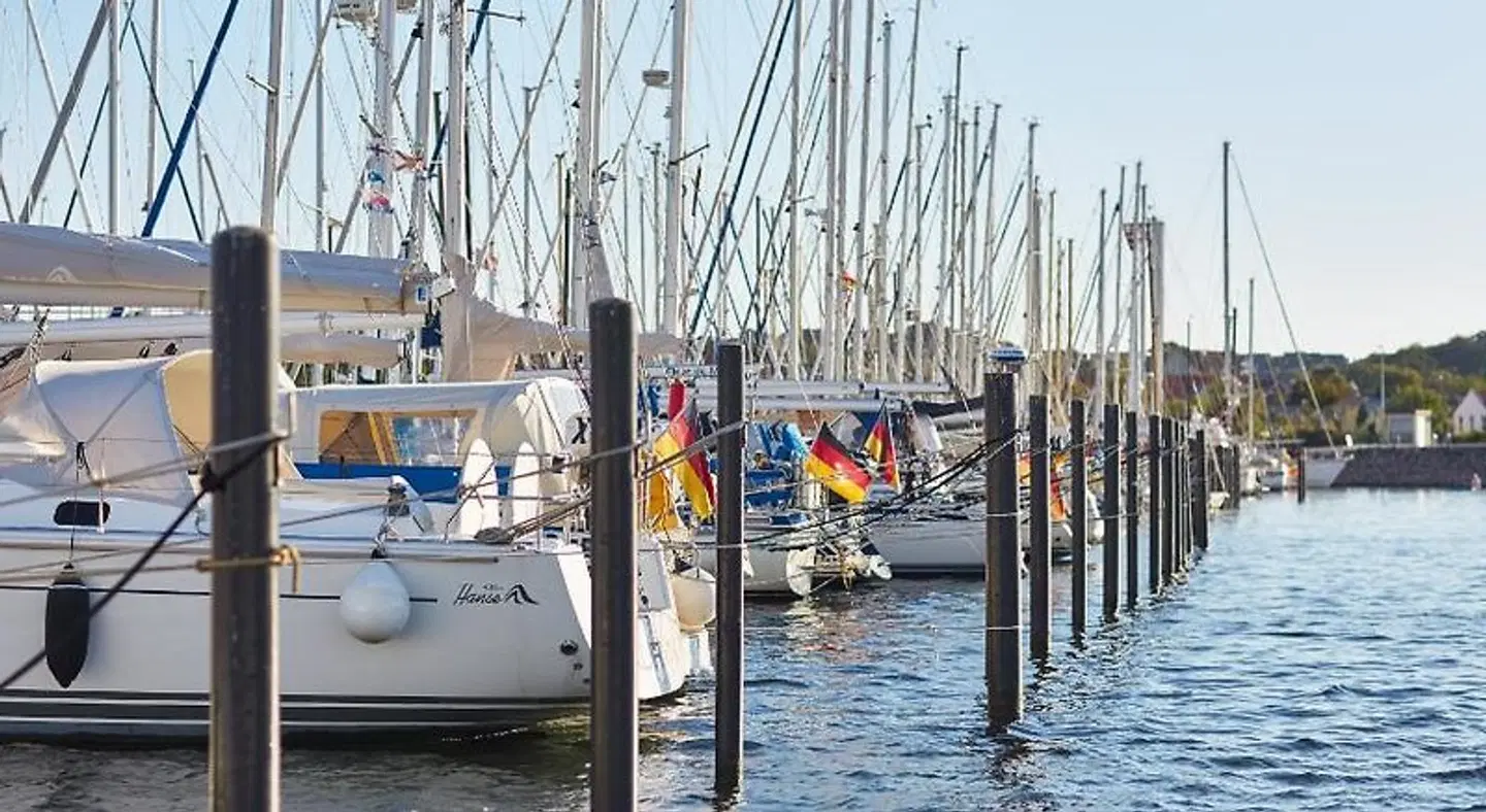 Bretterbude SPORTS_AND_LEISURE