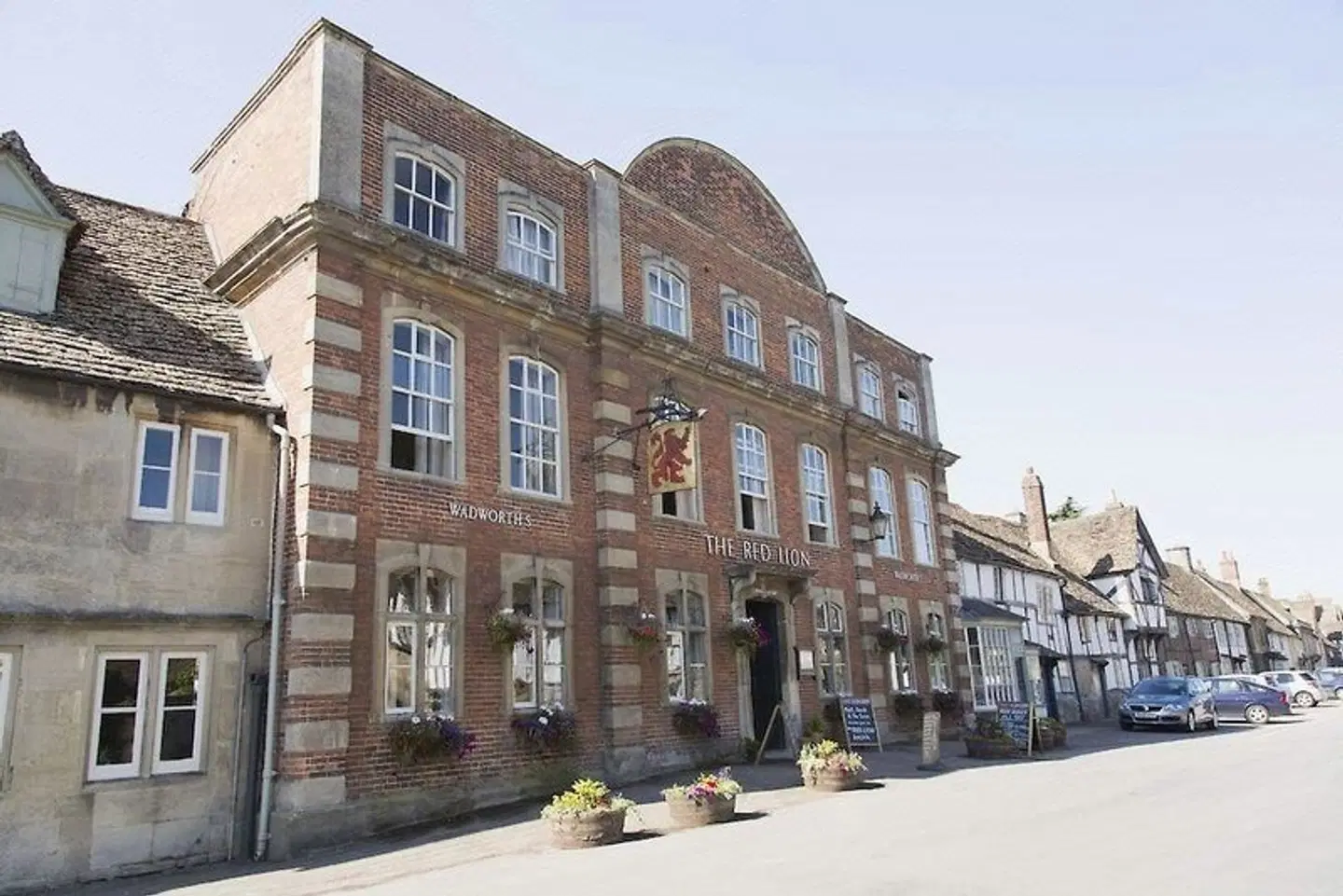 Red Lion - B&B EXTERIOR