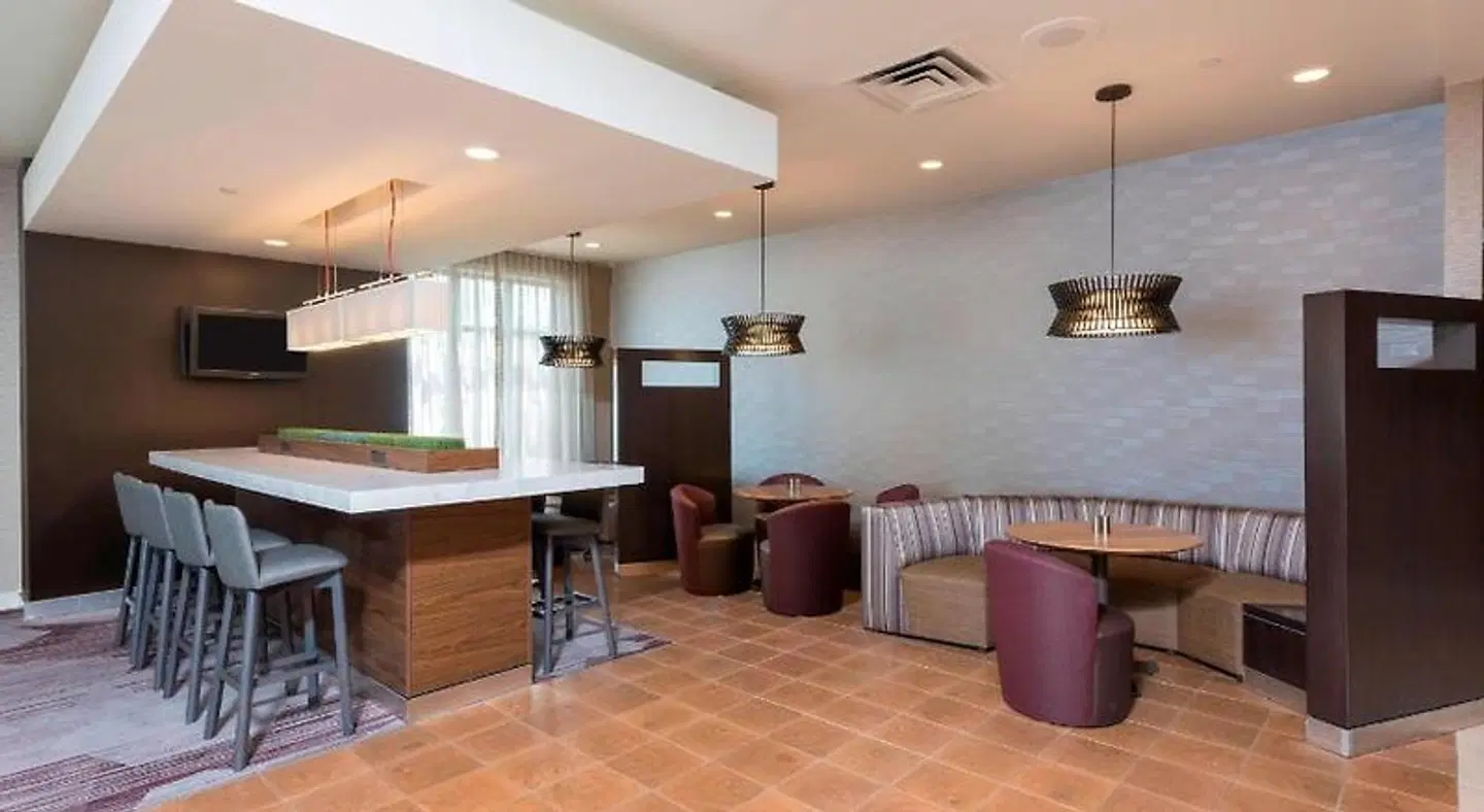 Courtyard by Marriott Louisville Downtown LOUNGE_LOBBY
